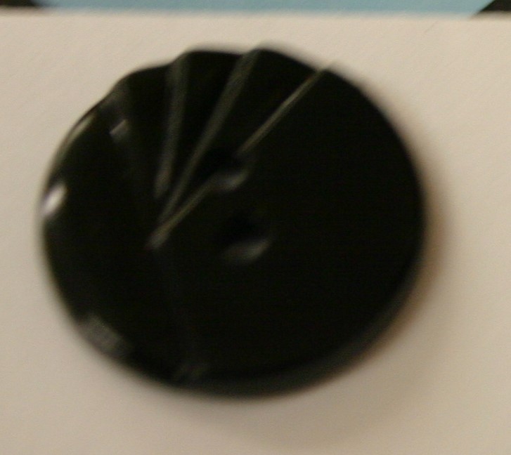 #89005269    3/4  inch (19 mm) Button