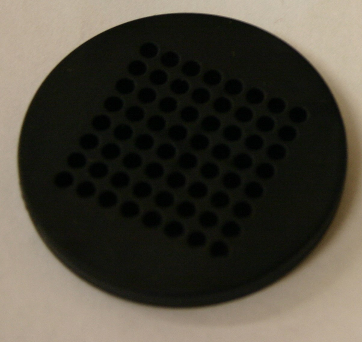 #89005277  1 1/2 inch (38 mm) Button